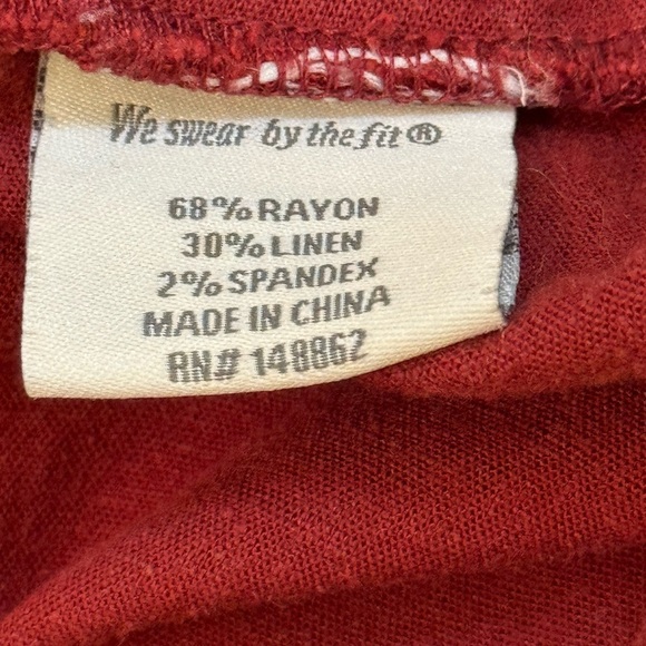 TORRID 5 Inch Pull-On Studio Luxe Ponte Mid-Rise Paperbag Waist Short - Picture 12 of 14